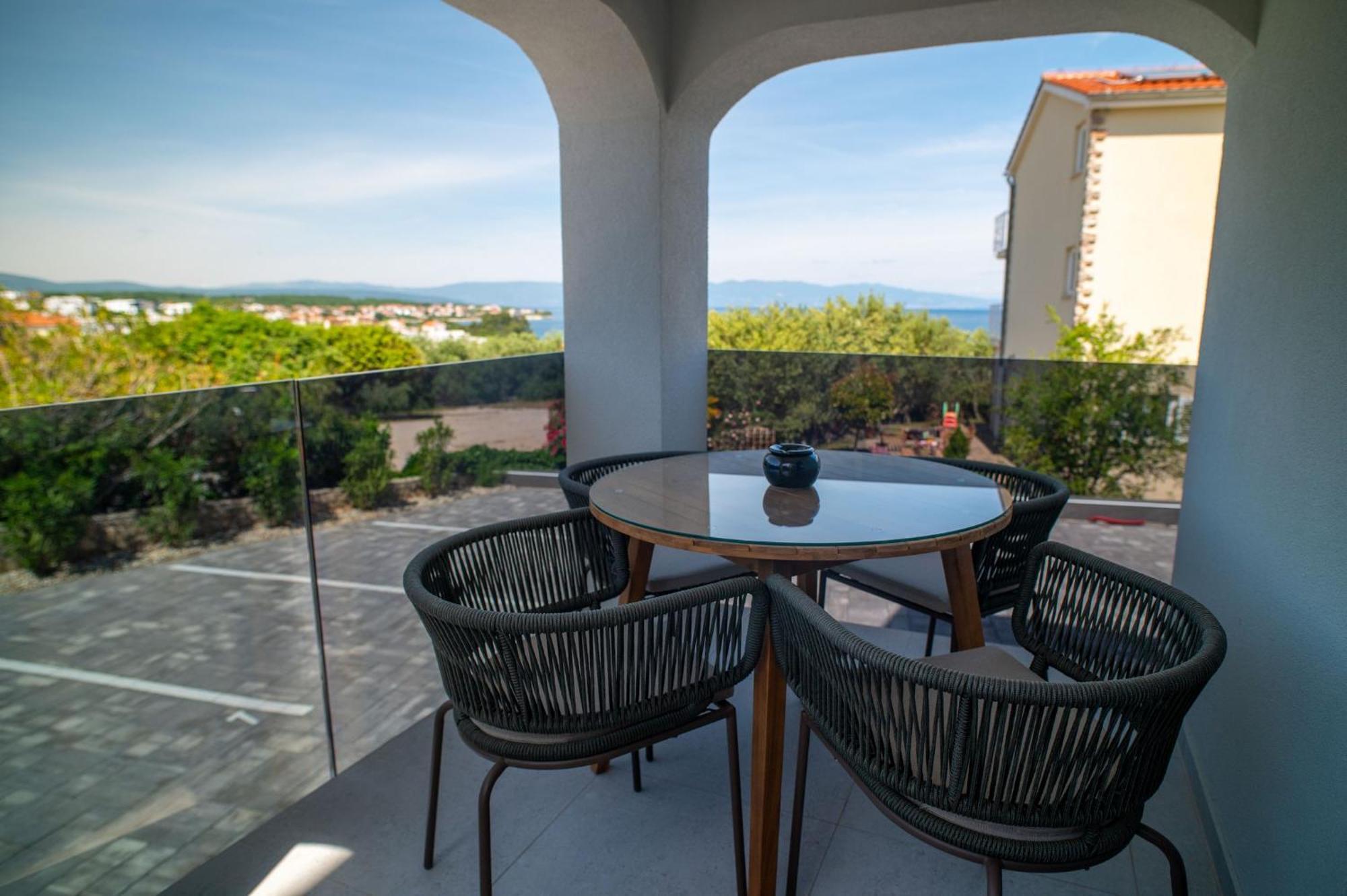 ונטאצ'יצ'י Villa Calma Apartments מראה חיצוני תמונה